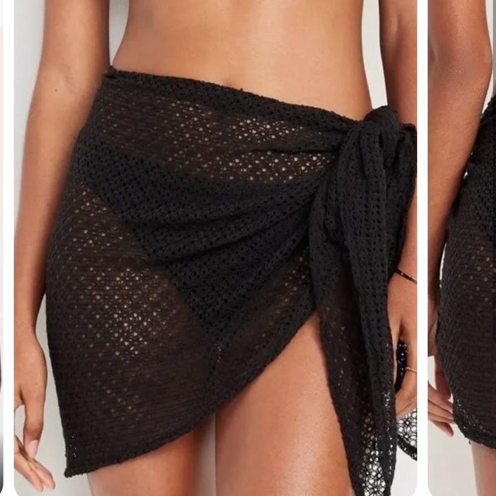 Old Navy Swim Suit Cover. S/M.